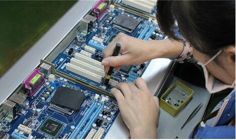 黑色防靜電鑷子的價(jià)格跟那些因素有關(guān)系？